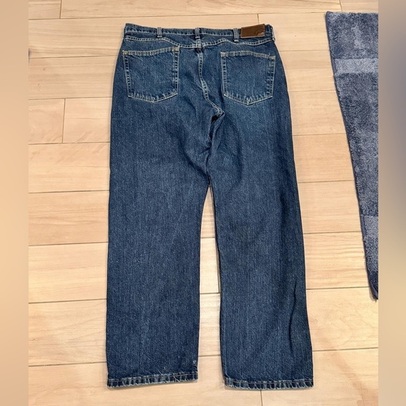 Magellan Blue Jeans small callout in pics 36x30 - Picture 2 of 4